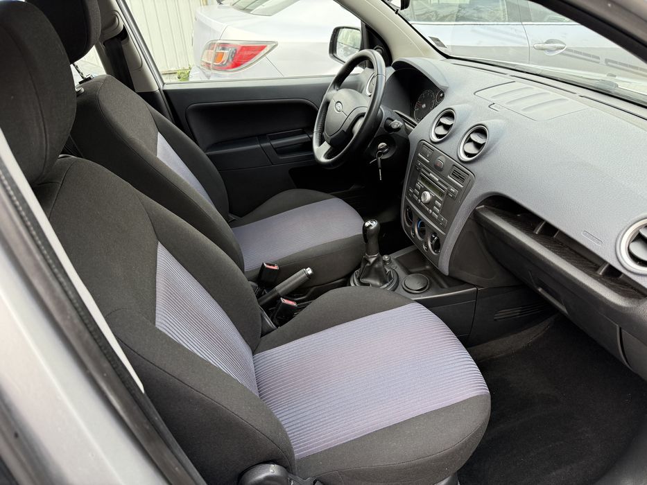 Ford Fusion fab.2010 *** 94.000 KM *** ADUS AZI *** 1499 EURO FIXXX