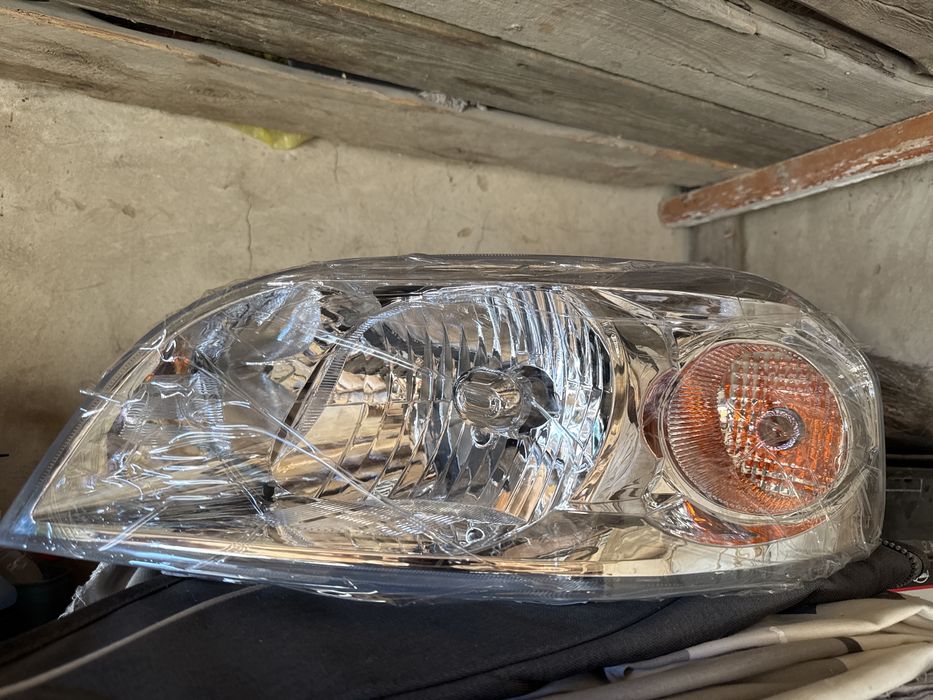 фара передний левый на Авео