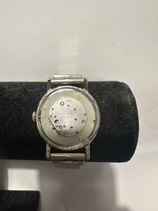 Механичен часовник timex