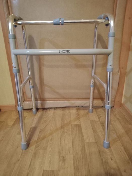 Ходунки для пожилых