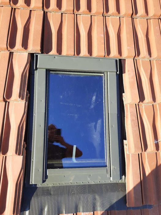 montaj velux acoperis fereastra mansarda