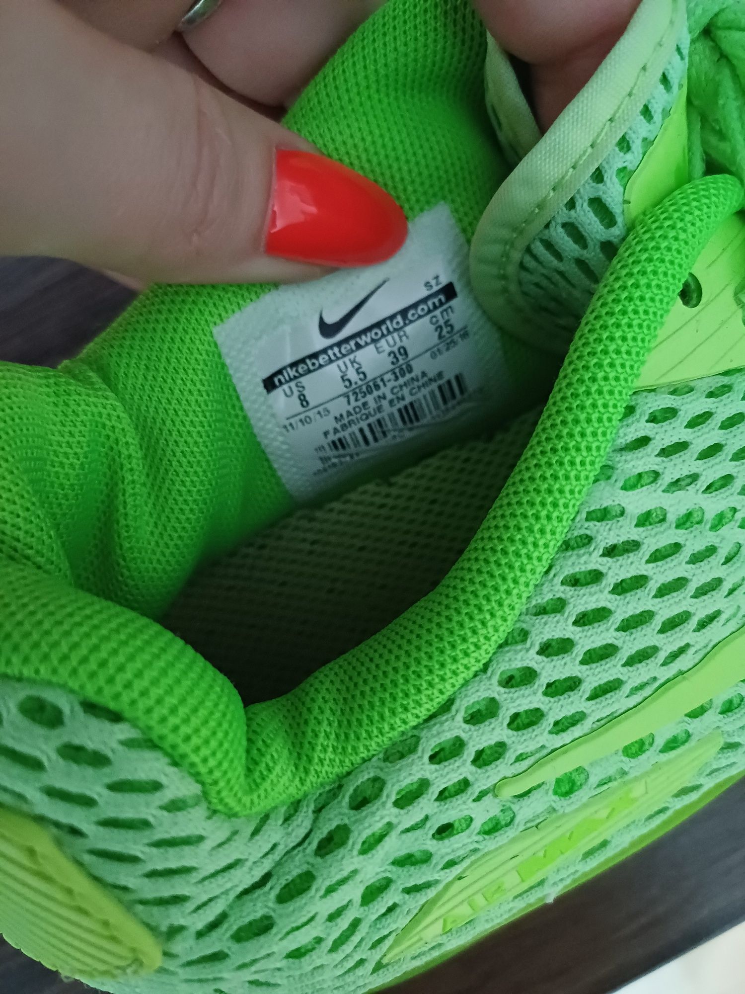 Дамски цветни маратонки Nike air max  neon
