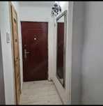 Închiriez apartament cu 2 camere