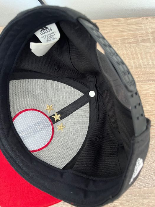 Оригинални шапки