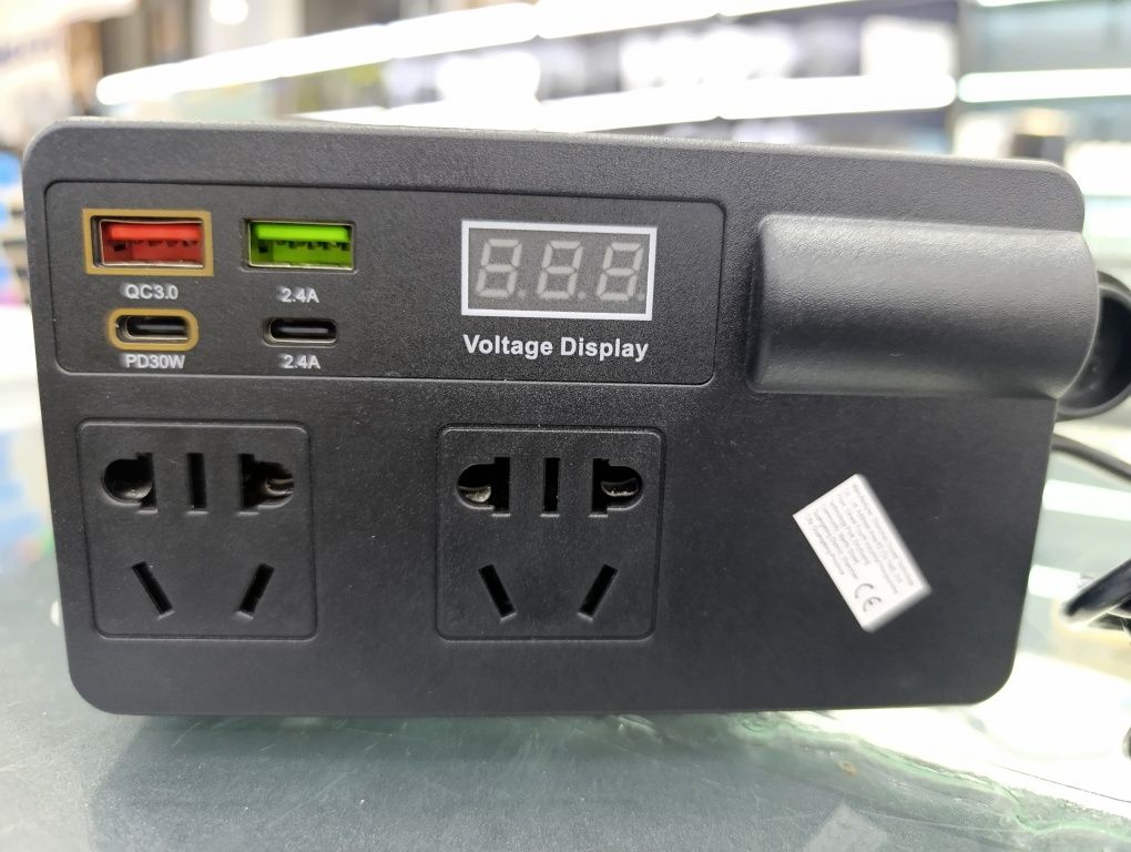 Инвертор от прикуривателя  5 v 2,4 a, 9 v 3 a,12 v 2,5 a,110-220 DC