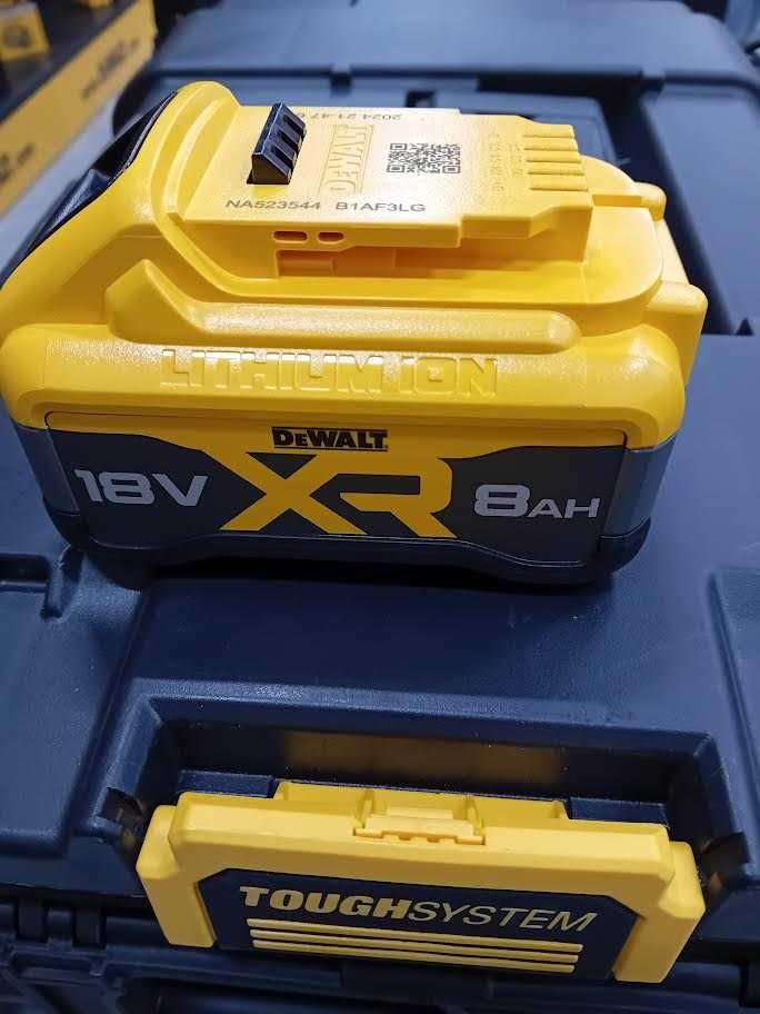 Батерия DeWALT DCB1880-XJ, 18 V, 8 Ah