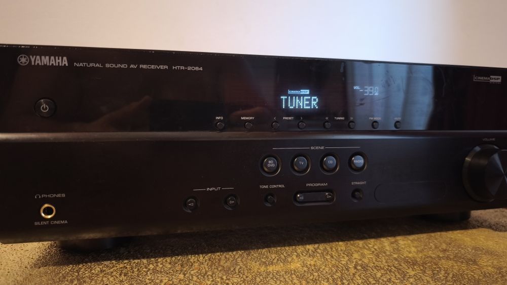 Receiver amplificator Yamaha HTR 2064, 5.1 la 80w Rms/canal impecabil