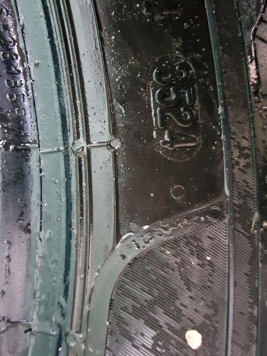 Anvelope 215/70R15C marca Semperit, DOT 2024, 6.5 mm