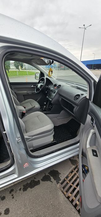Volkswagen Caddy 7 locuri