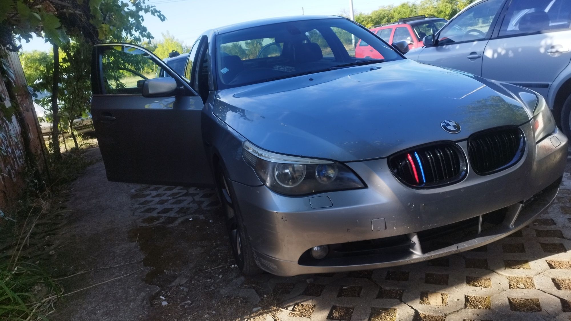 BMW E60 525D 2005г