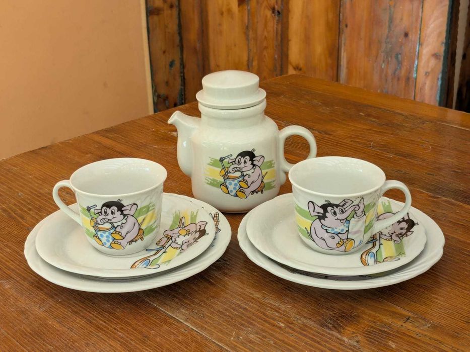 Детски порцеланов сервиз