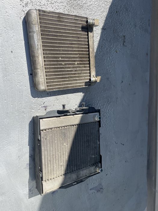 Маслен радиатор/ охладител БМВ бензин (ohladitel bmw f10)