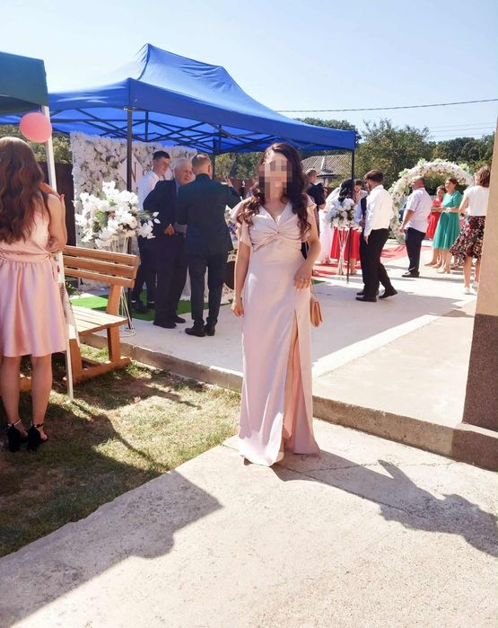 Rochie eleganta pentru evenimentele speciale