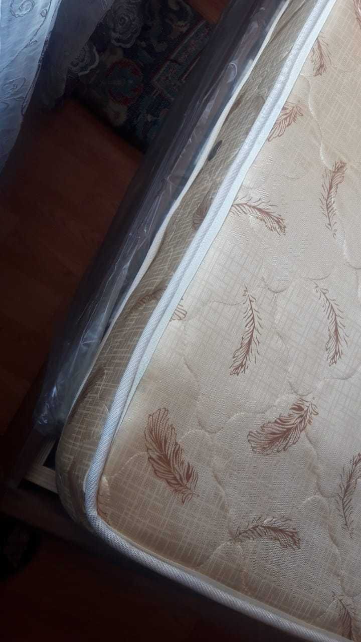 Продается кровать