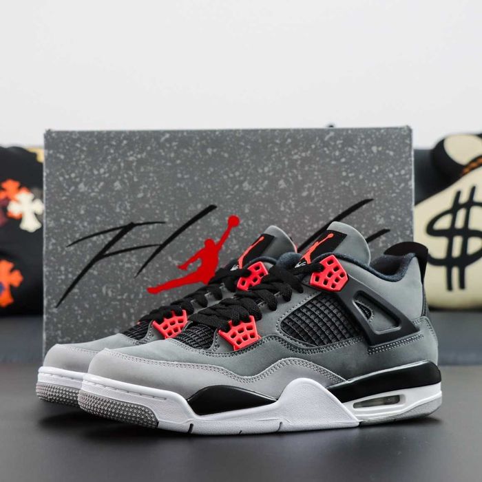 Обувки Air Jordan 4 !!ЧЕРЕН ПЕТЪК 11-17 Ноември!!