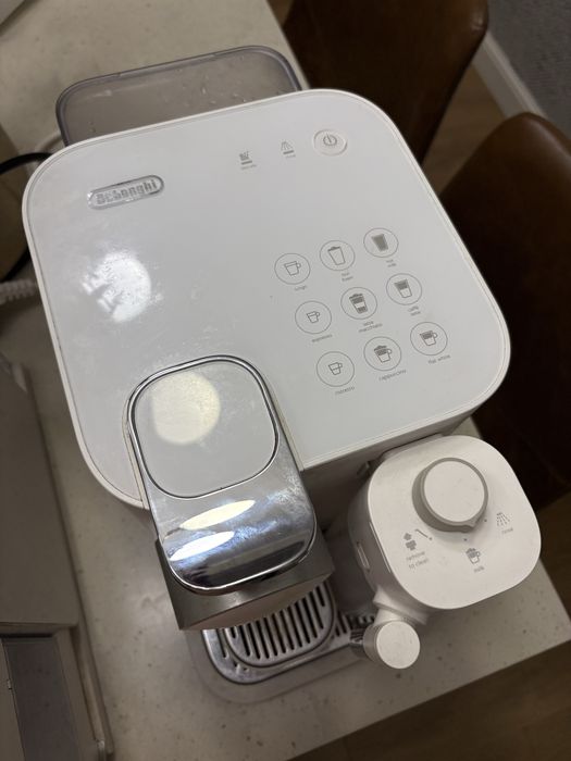 Vand Aparat Nespresso Gran Lattisima