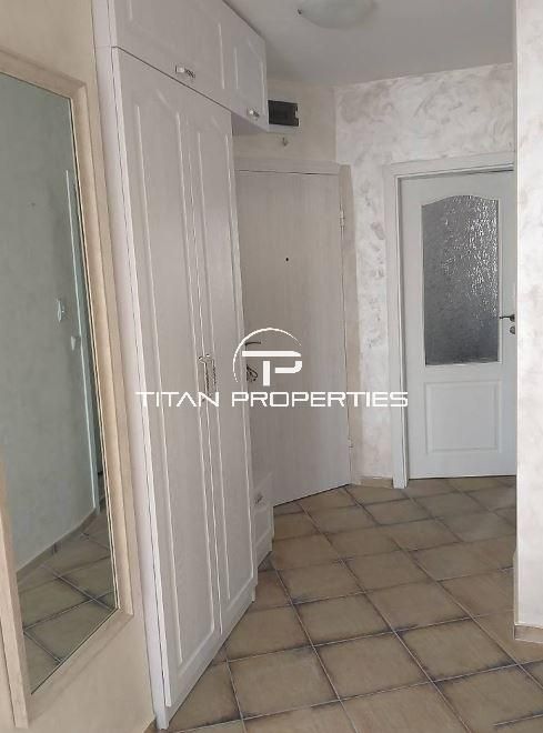 Дава се под наем Тристаен апартамент в Варна, Център - 80 кв.м за 800 € - Снимка #5