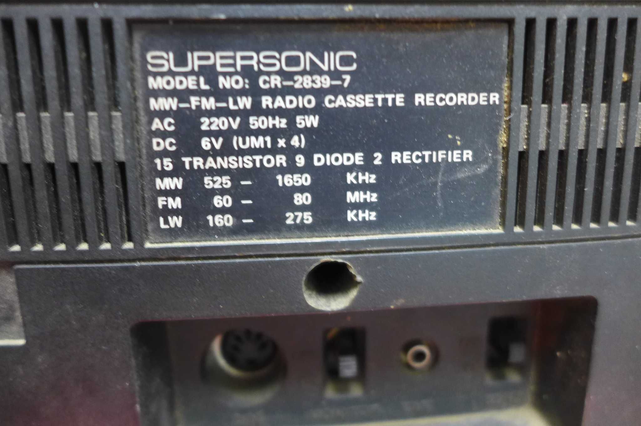 Radio Casetofon Supersonic CR-2839-7 Vintage Retro Colectie