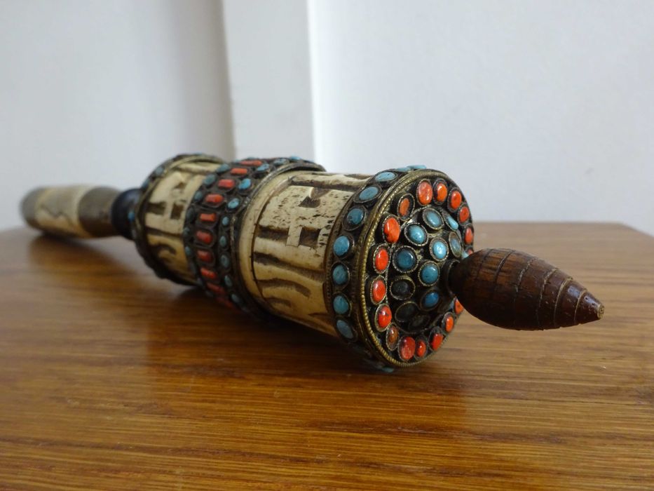 Roata Tibetana cu Mantra, Coral si Turcoaz - Piesa Veche Budista