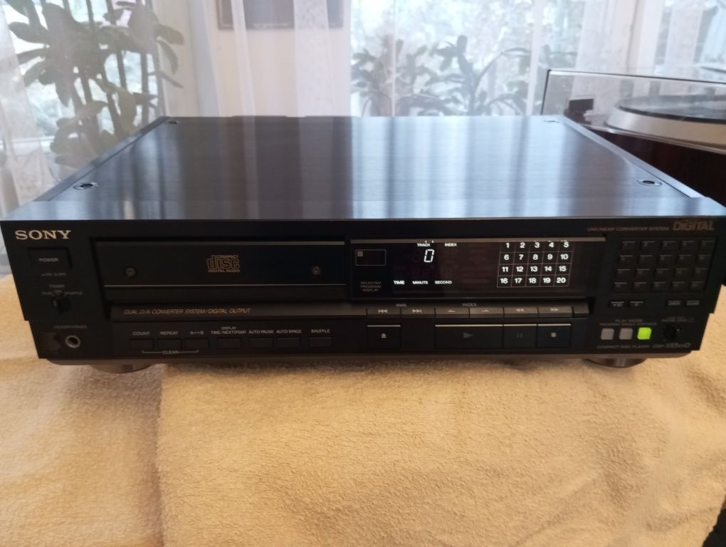 CD Sony 555 ESD ЦАП 1541