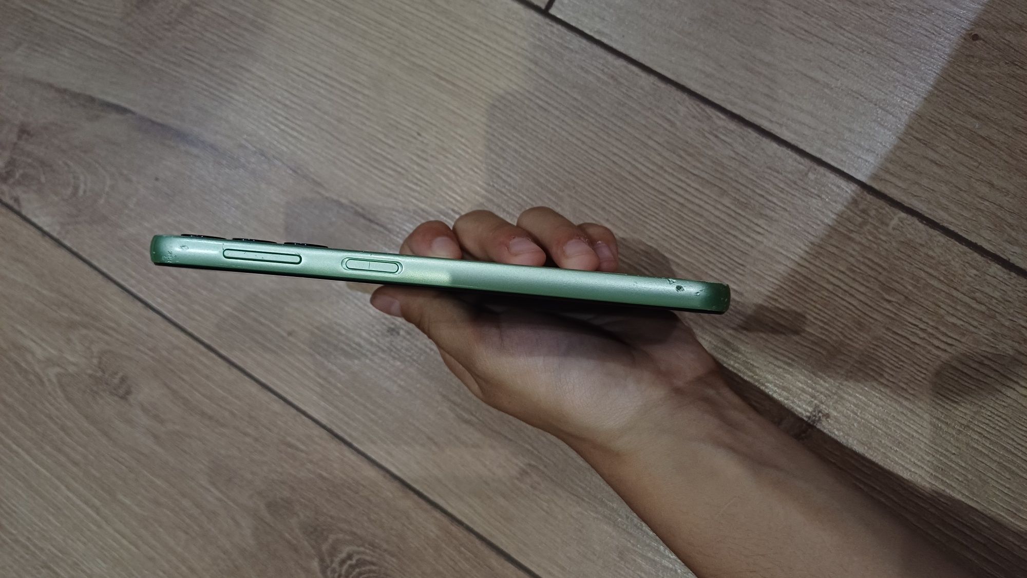 Samsung A24. Без гарантии