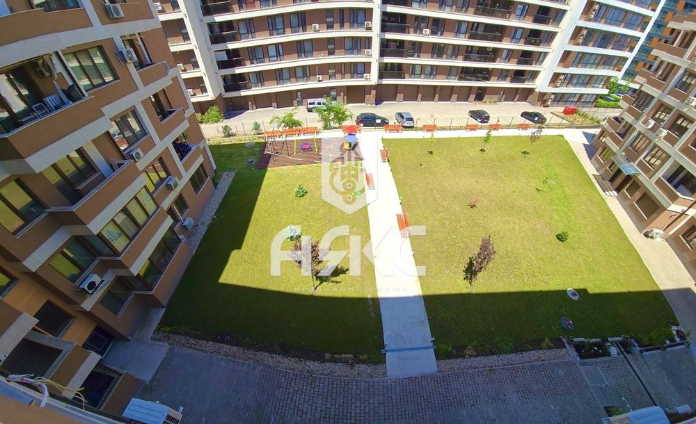 Двустаен апартамент в кв. Малинова долина