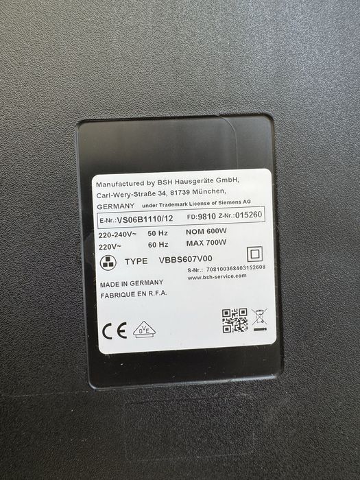 Прахосмукачка с Торба Siemens VBBS607V00, 700W, 4L!