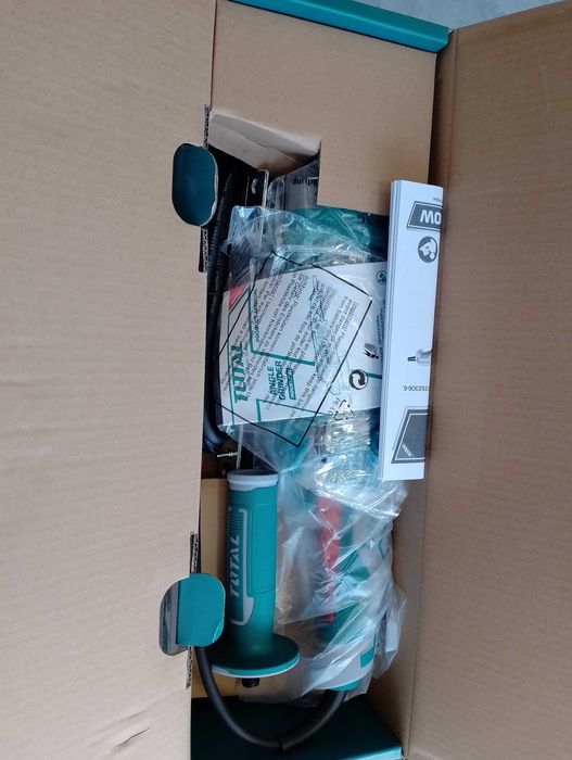 Ъглошлайф TOTAL Industrial, 2400 W, Ø 230 mm