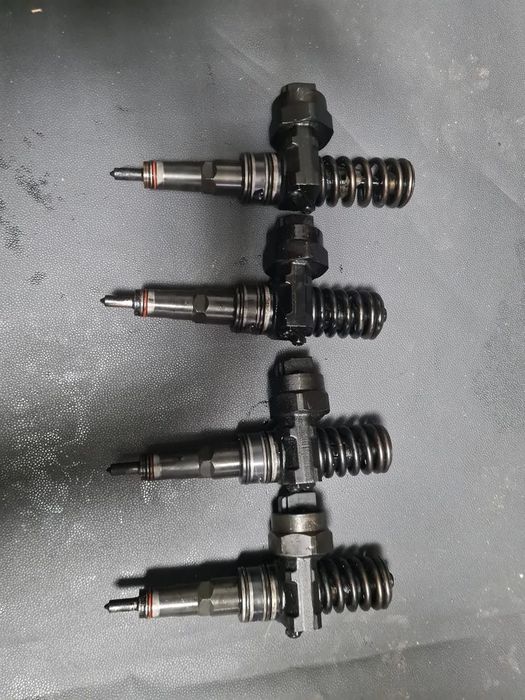Injector,Injectoare Vw passat b5,5 Golf4,Bora,Skoda motor 1,9 tdi