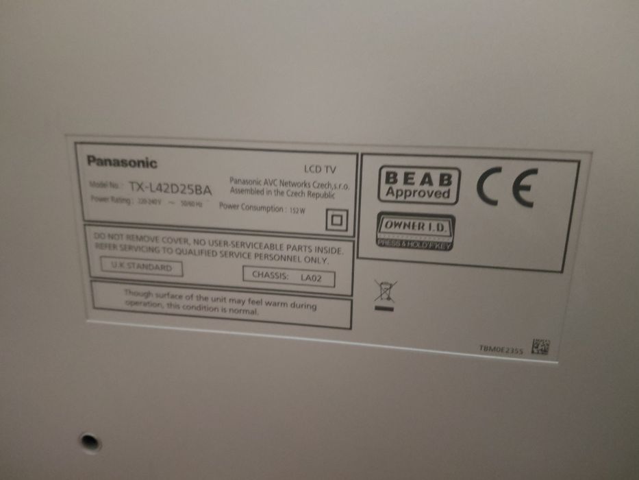 De vânzare TV si telefon