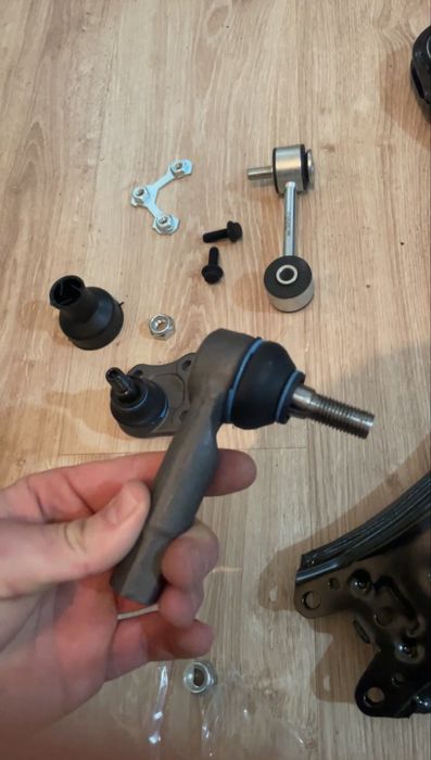 Чисто ново окачване за А3 8Л голф4