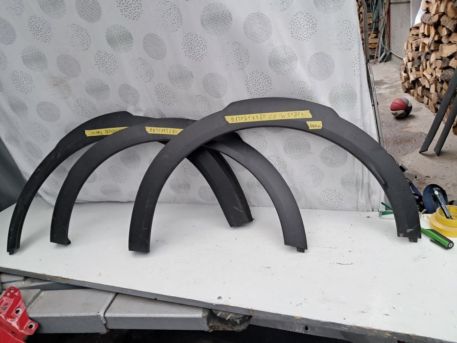 Лайсна калник врата Opel Mokka 2023г