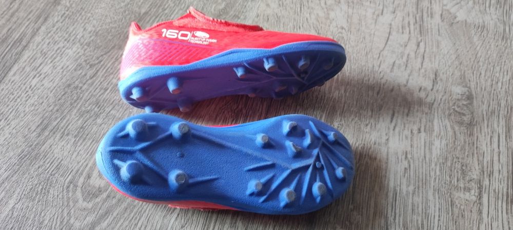 Бутонки за футбол