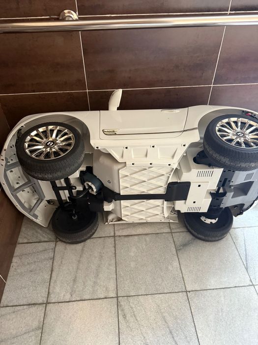 детская машинка бентли