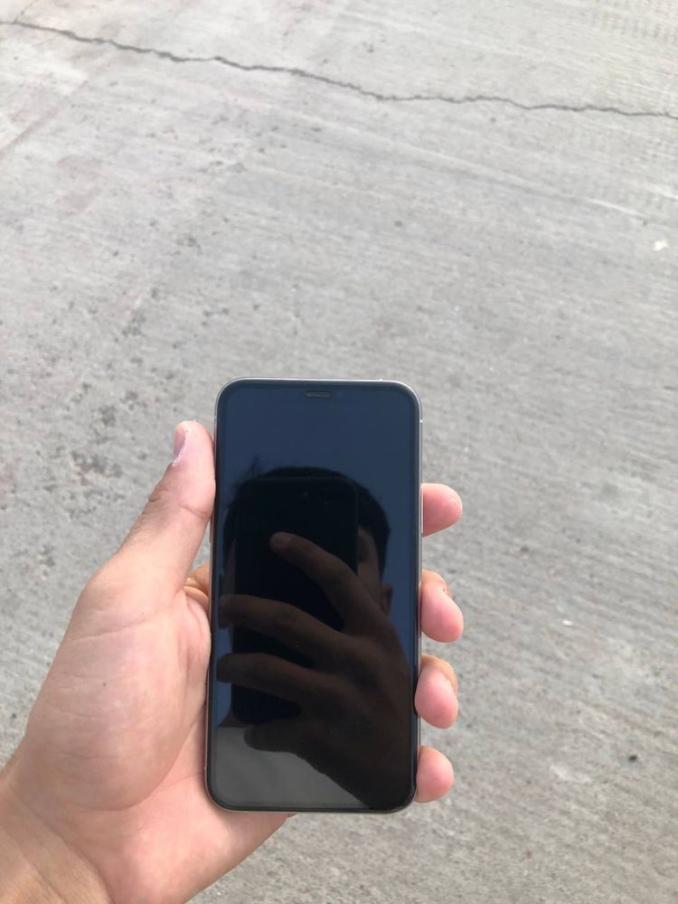 Iphone 11 pro sotiladi