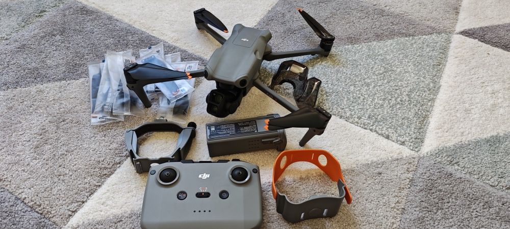 Dji Air 3 на малко полети