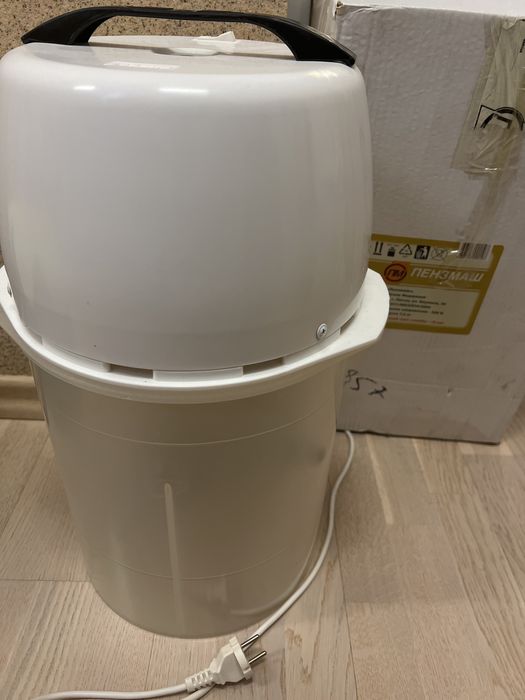 Продам маслобойку электрическую