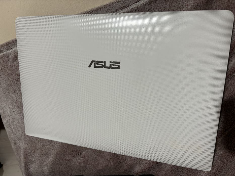 laptop uri de vanzare