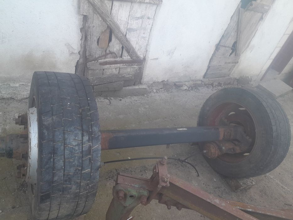 Punte  axa camion pentru  remorca