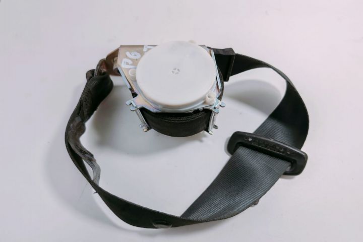 Centura de Siguranta  stanga fata 193857737A / 33007700 Volkswagen VW