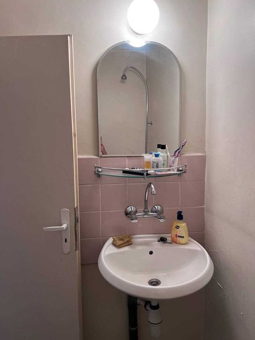 Дава се под наем Двустаен апартамент в София, Зона Б-18 - 72 кв.м за 460 € - Снимка #3