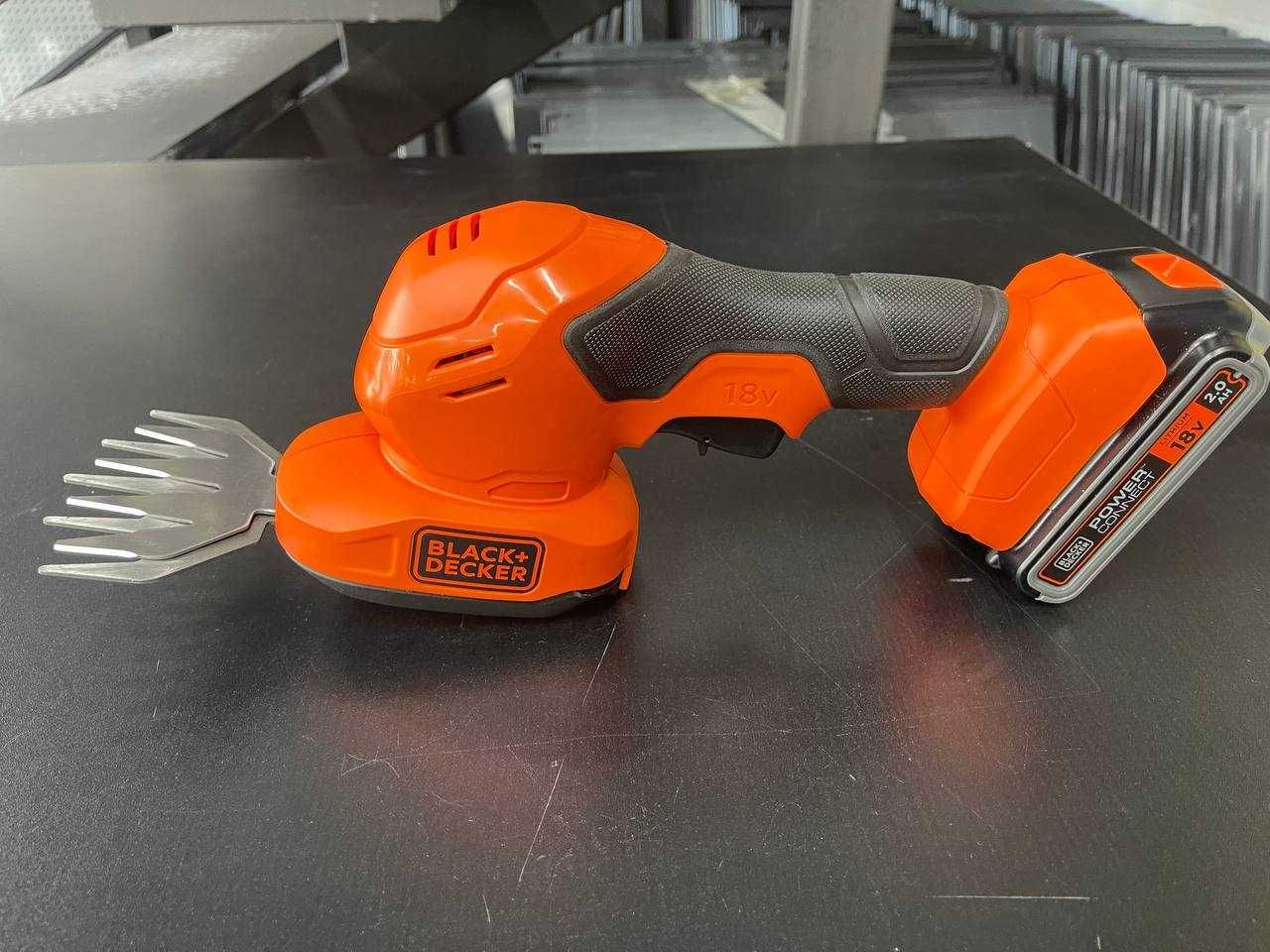 Аккумуляторный кусторез Black & Decker 18В BCSS18D1-QW