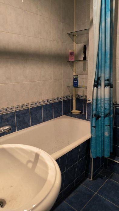 Чиланзар 26.  Срочно Продается 4 Х комнатная 2 х 6