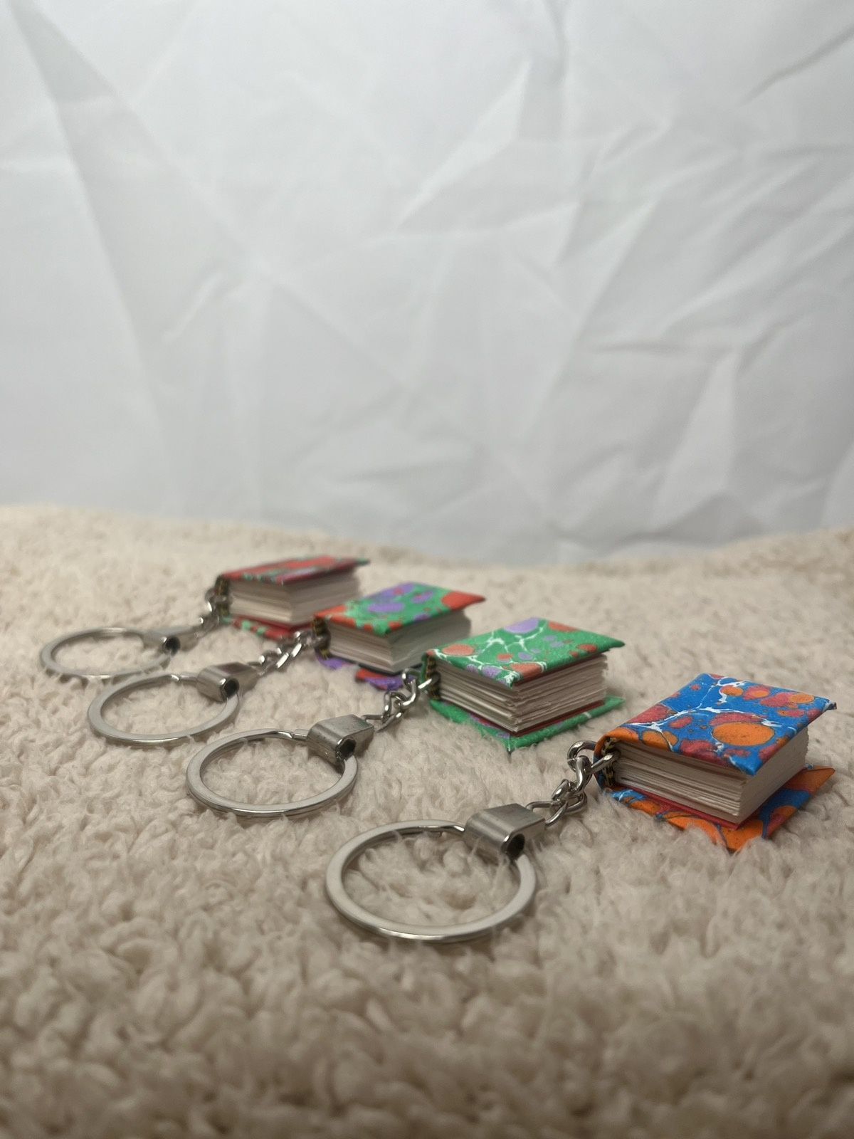 Ключодържател "Книга"