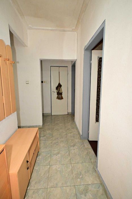 Продава се Тристаен апартамент в Перник, Изток - 88 кв.м за 1478 €/кв.м - Снимка #8