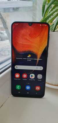 Samsung A50 6/128 память