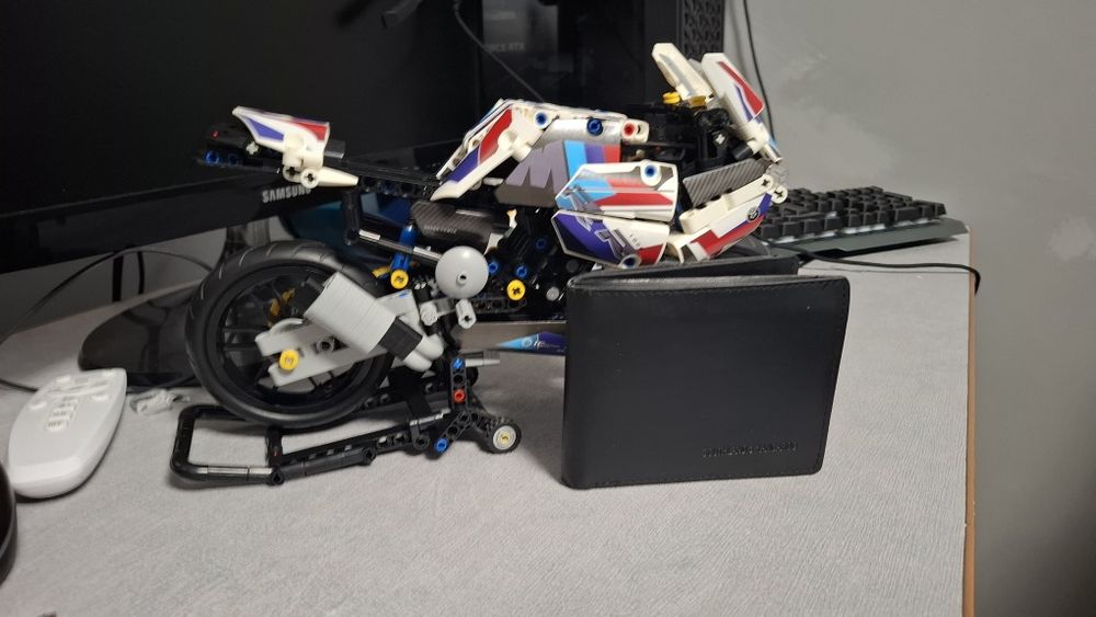 Motocicleta lego BMW RR