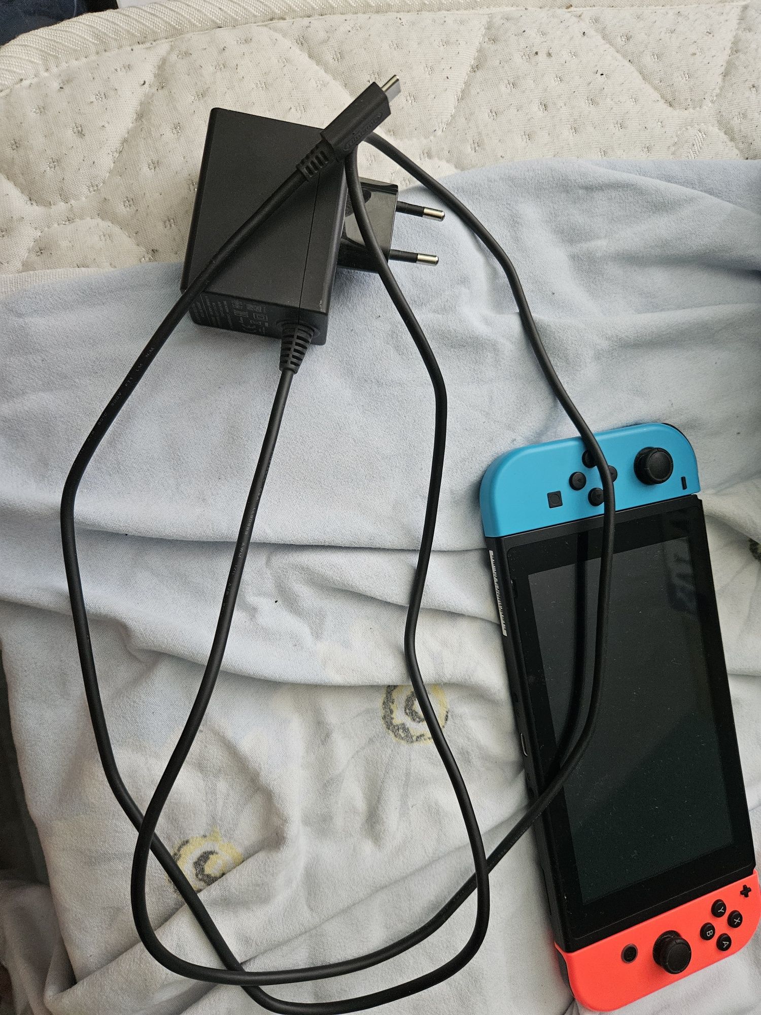 Спешноо!!Nintendo switch перфектно състояние
