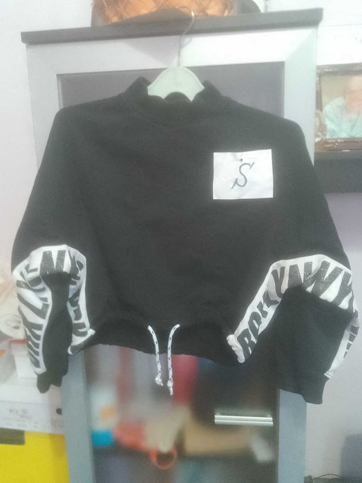 Запазени дамски суичъри