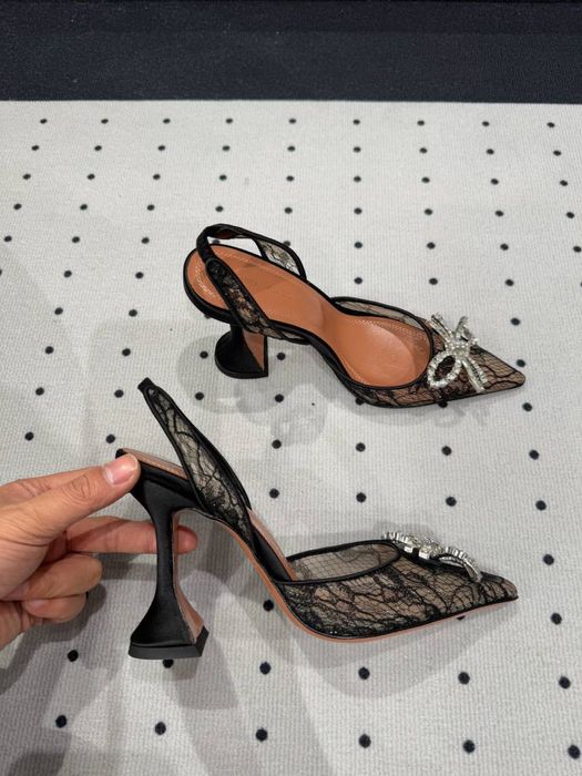 Pantofi Amina Muaddi